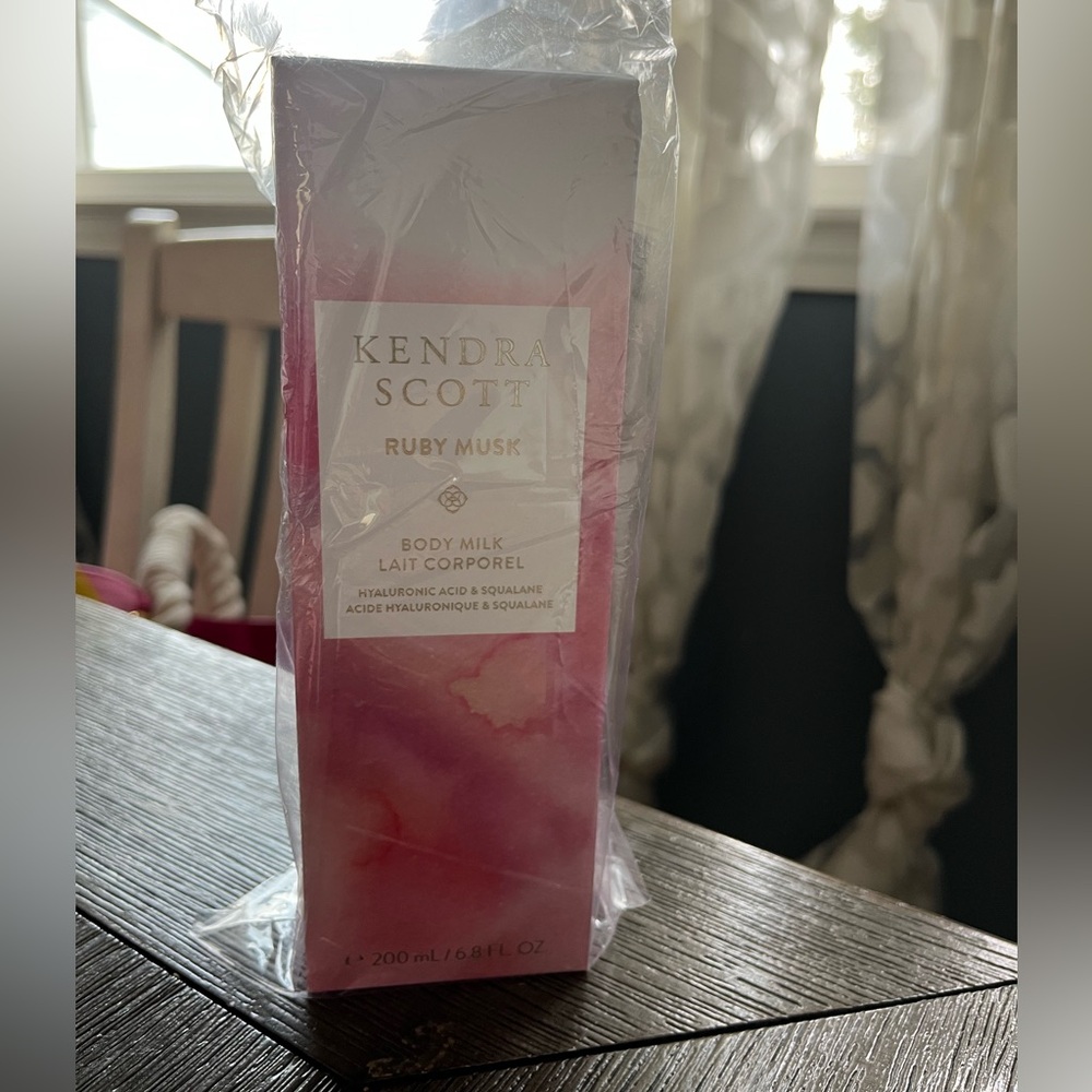 Body Milk in Ruby Musk